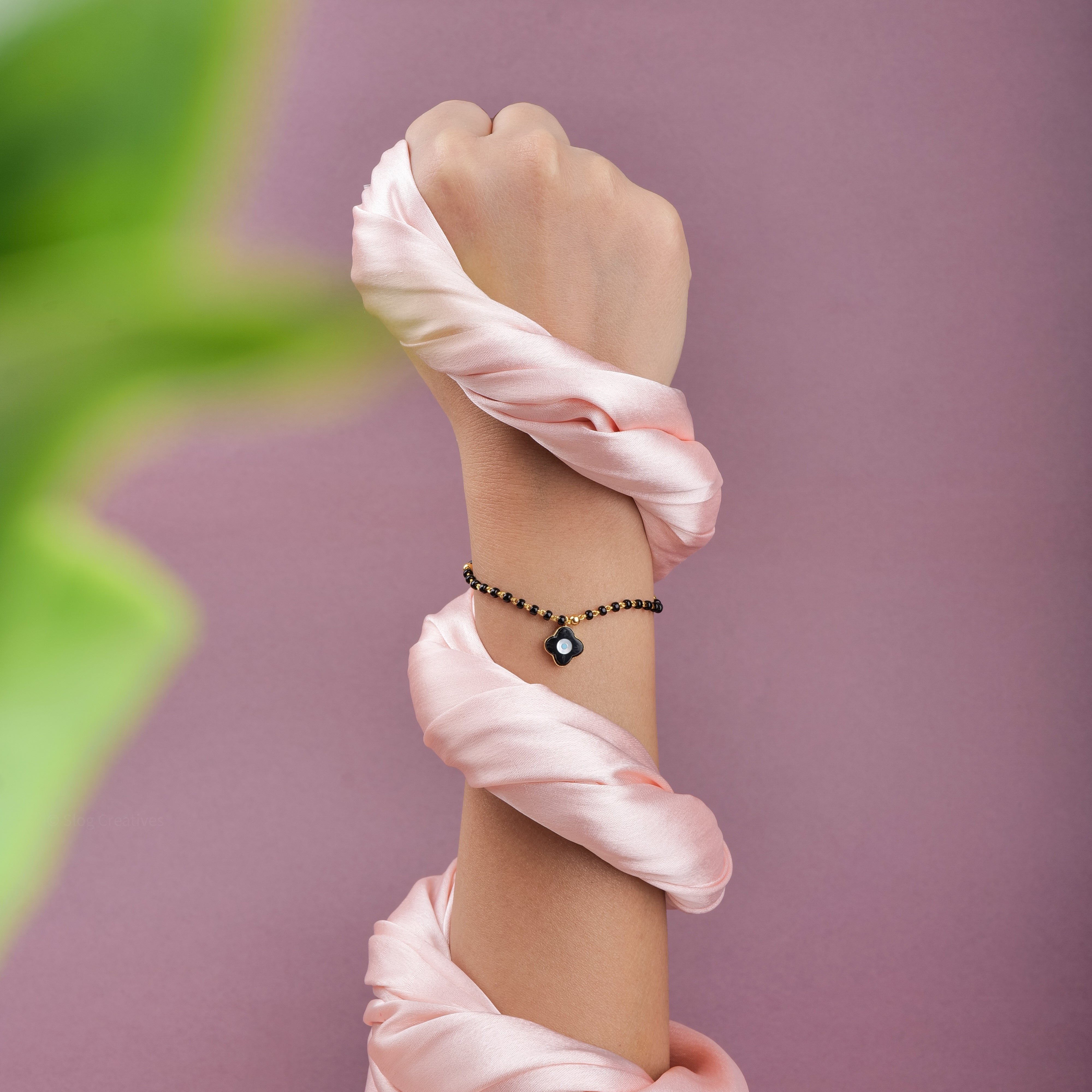 Black Flower Hanging Sutra Bracelet